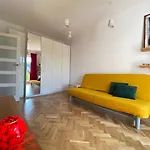 Kawalerka W Centrum Gdyni Z Osobna Kuchnia, 15 Min Spacerem Od Morza